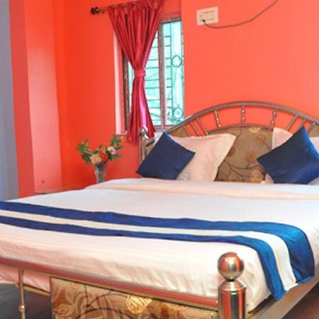 H C N Guest House 콜카타 외부 사진